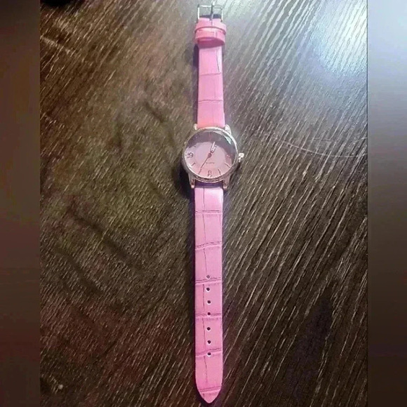 Pink beveled women's quartz watch - Picture 5 of 7